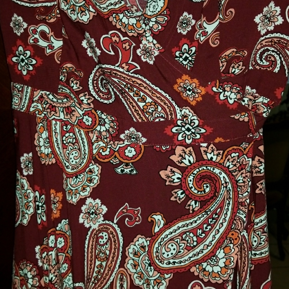Dress - Picture 3 of 5